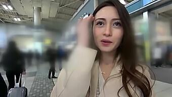 Video Penuh Panjang 300maan Dengan Seks Yang Intens Dan Permainan Pantat Yang Memuaskan