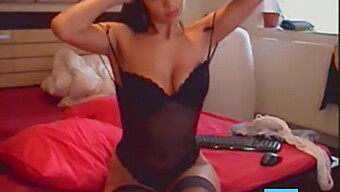 Amateur Webcam Show With Sexy Babes