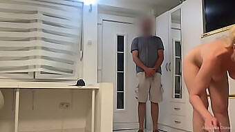 A Naked Encounter With A Delivery Man: A Thrilling Foot Fetish Experience