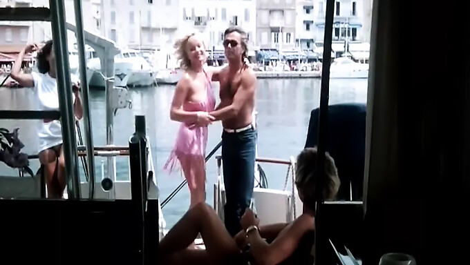 Vintage French Porn: St. Tropez In The Heat Of The Moment