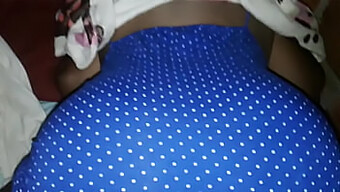 This Voluptuous Wife Shows Off Her Ample Derriere In Homemade Video