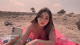 Puta Amateur Chupa Polla En La Playa Y Es Follada En La Cara